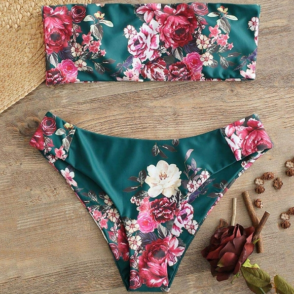Other - Women Strapless bikini set